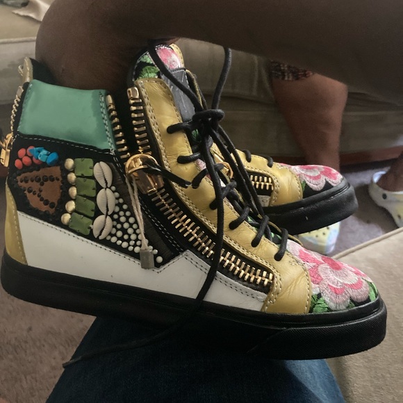 Giuseppe Zanottis Pink Black Yellow Gold White London Tr Donna Camoscio in Nero - Picture 1 of 8